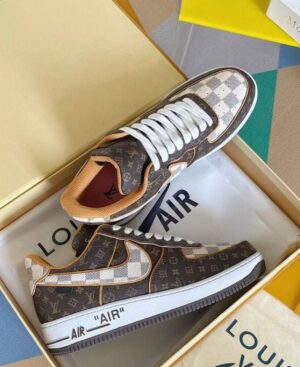 First Copy Nike Air Force 1 Low x Louis Vuitton Monogram Brown Damier Azur – a fusion of iconic street style and luxury fashion.